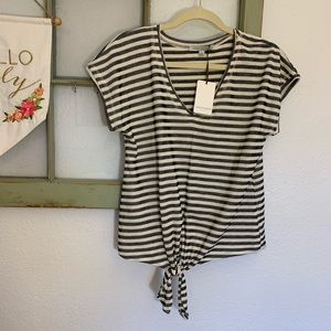 🎃 Green Envelope Striped Tee Front Tie Cropped